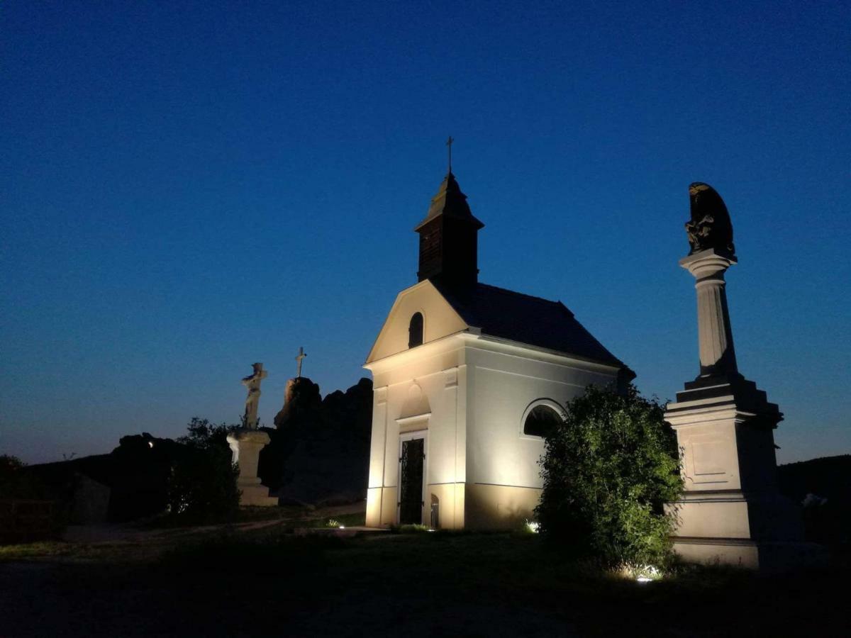 Luca Holiday House Будаорш Экстерьер фото